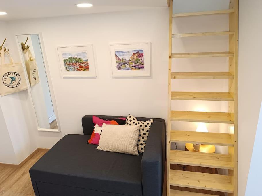 One-bedroom Apartma *
